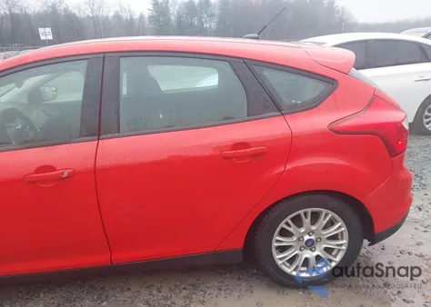 2012 Ford Focus Se z USA, uszkodzony, nr VIN 1FAHP3K2XCL107287